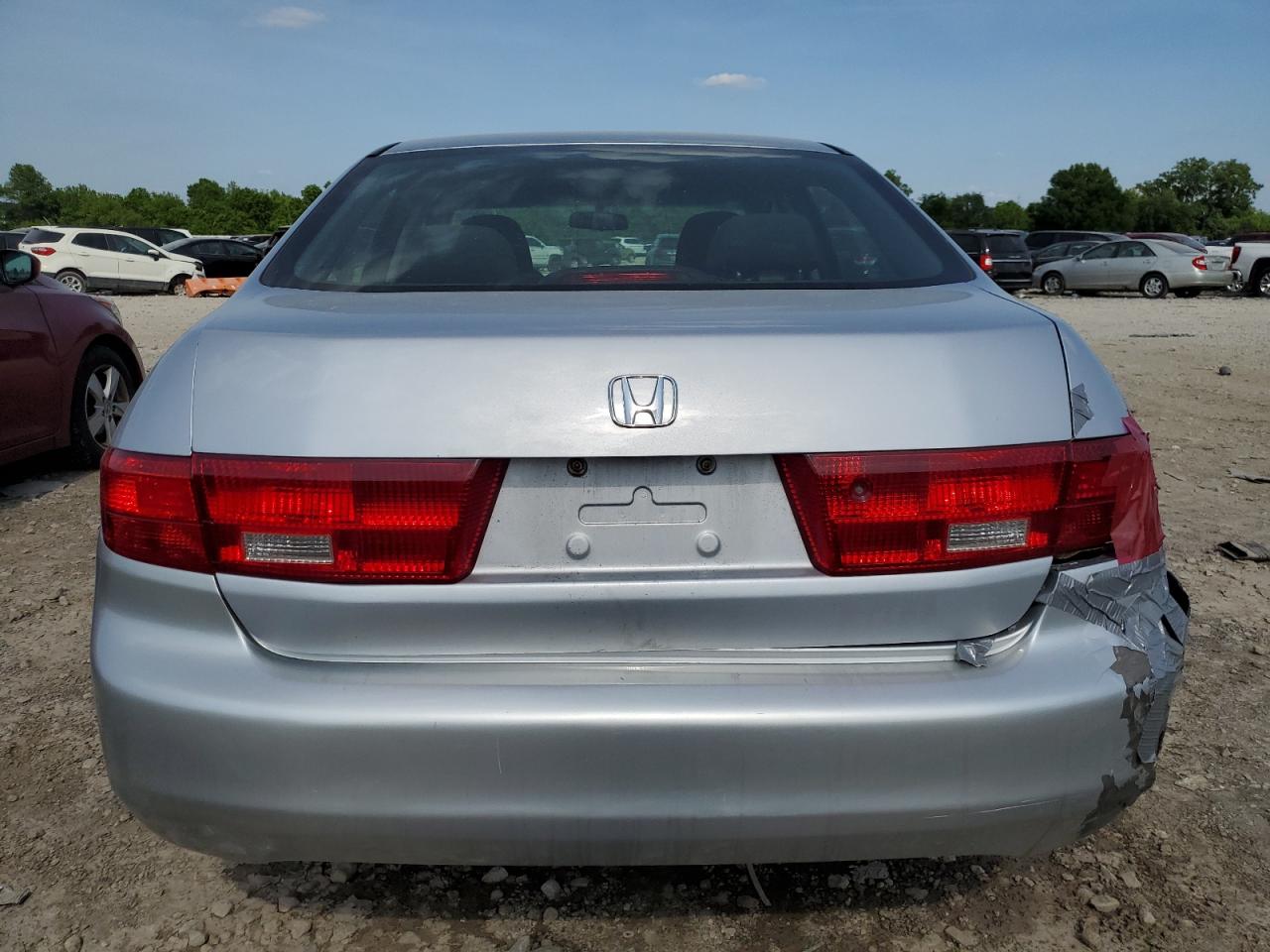 1HGCM56445A151273 2005 Honda Accord Lx