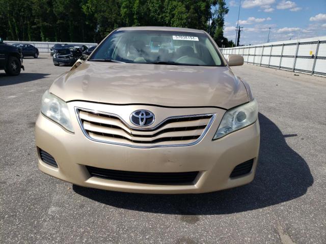 2011 Toyota Camry Base VIN: 4T1BF3EK5BU692055 Lot: 57038194