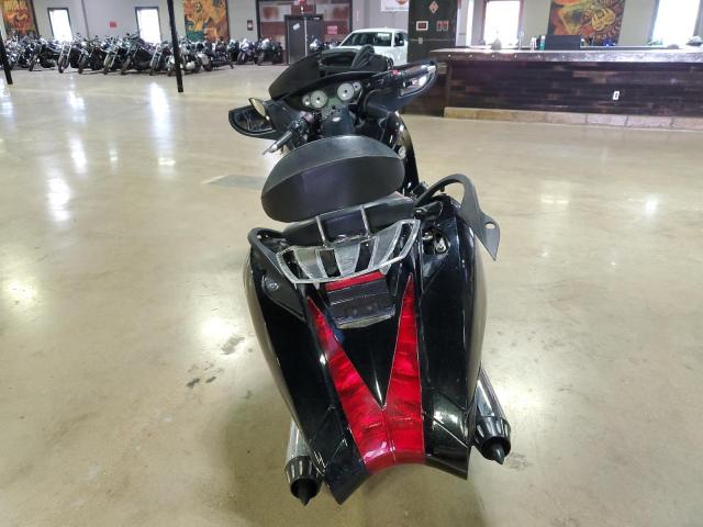 2011 VICTORY MOTORCYCLES VISION 8-B 5VPSA36N9B3001905