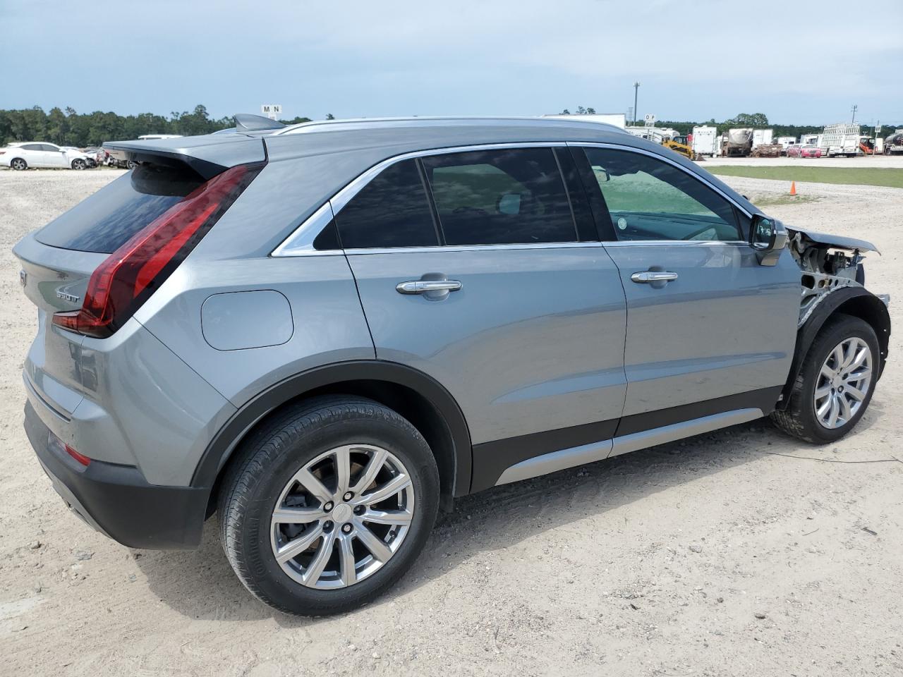 2023 Cadillac Xt4 Premium Luxury vin: 1GYFZCR41PF198032