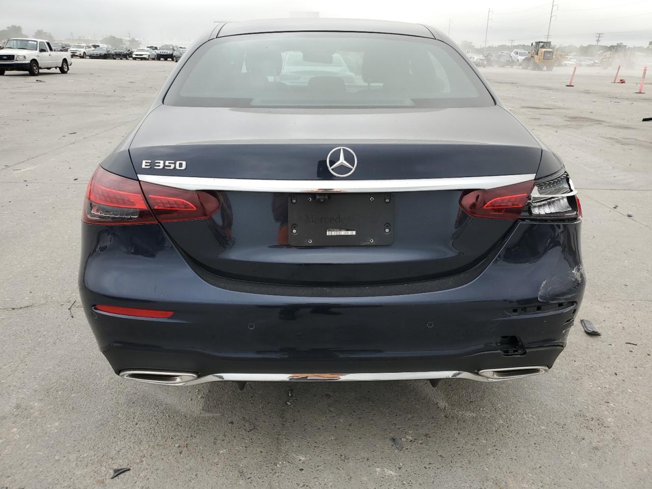 2023 Mercedes-Benz E 350 vin: W1KZF8DBXPB173853