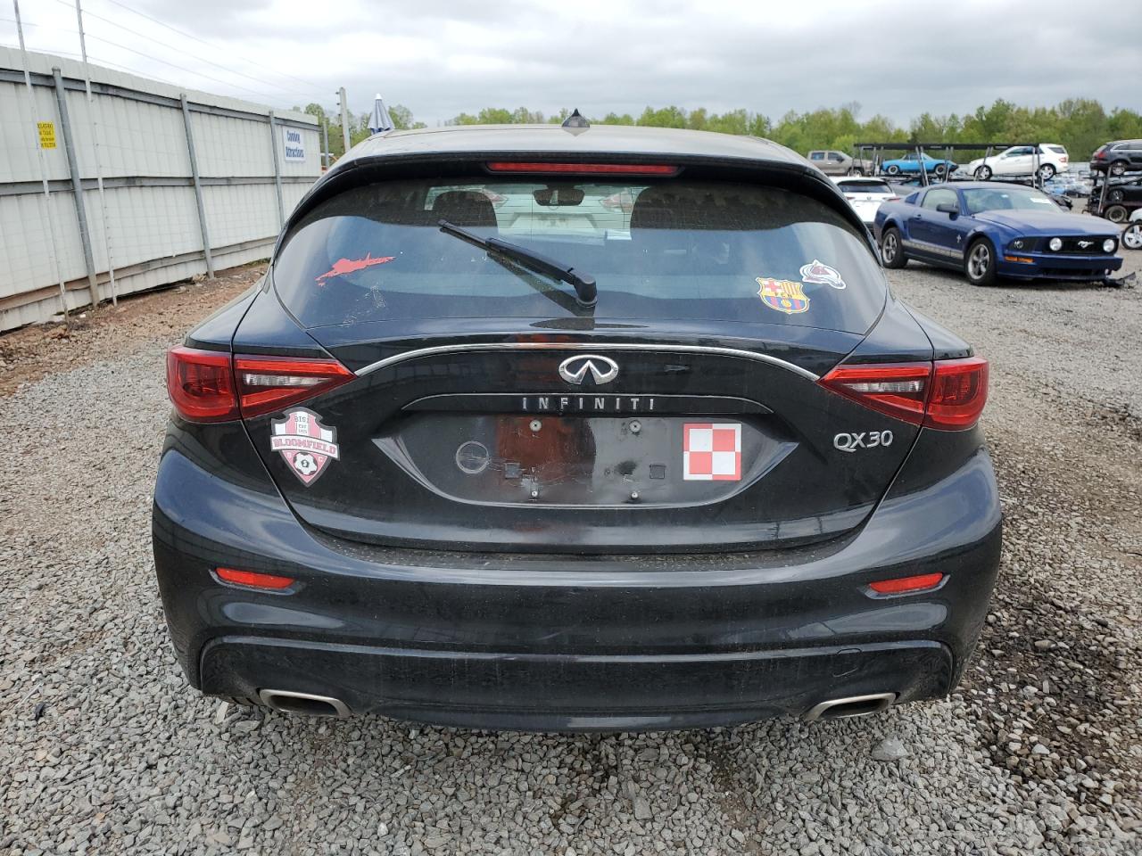 2018 Infiniti Qx30 Base vin: SJKCH5CP7JA044646