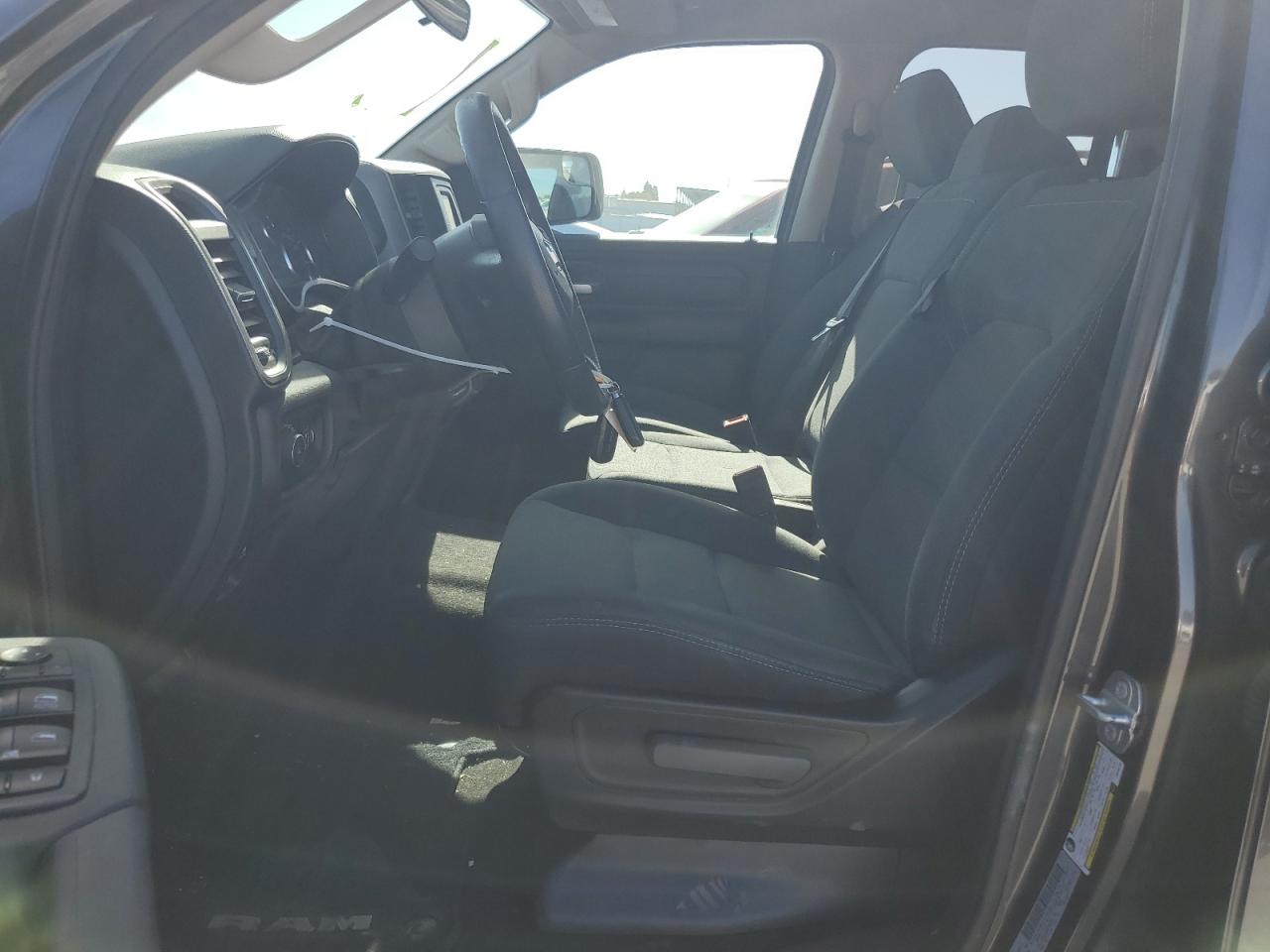 1C6RRFCG3KN785152 2019 Ram 1500 Tradesman