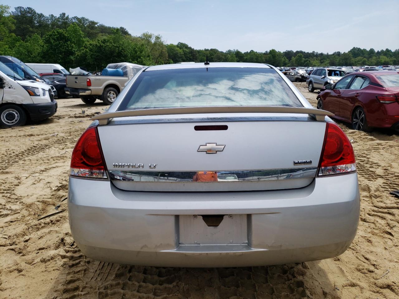 2G1WB5EK6B1332195 2011 Chevrolet Impala Lt