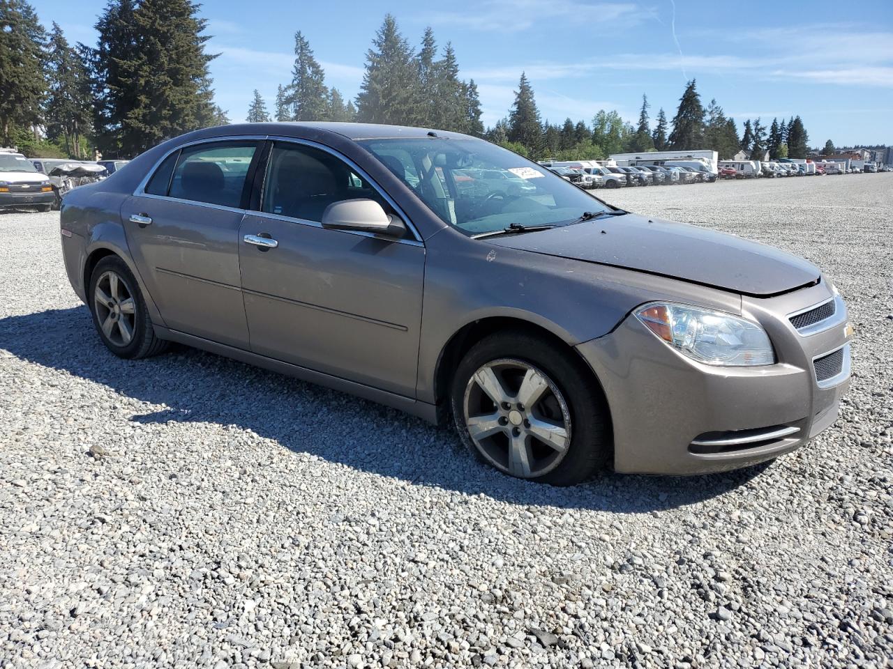 1G1ZD5E0XCF333320 2012 Chevrolet Malibu 2Lt