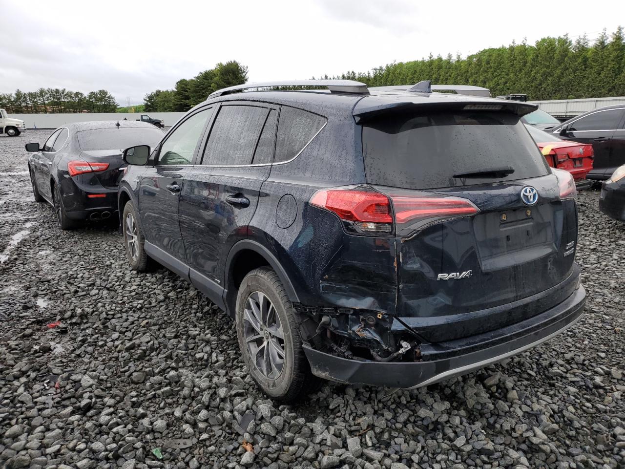 JTMRJREV8HD108531 2017 Toyota Rav4 Hv Le