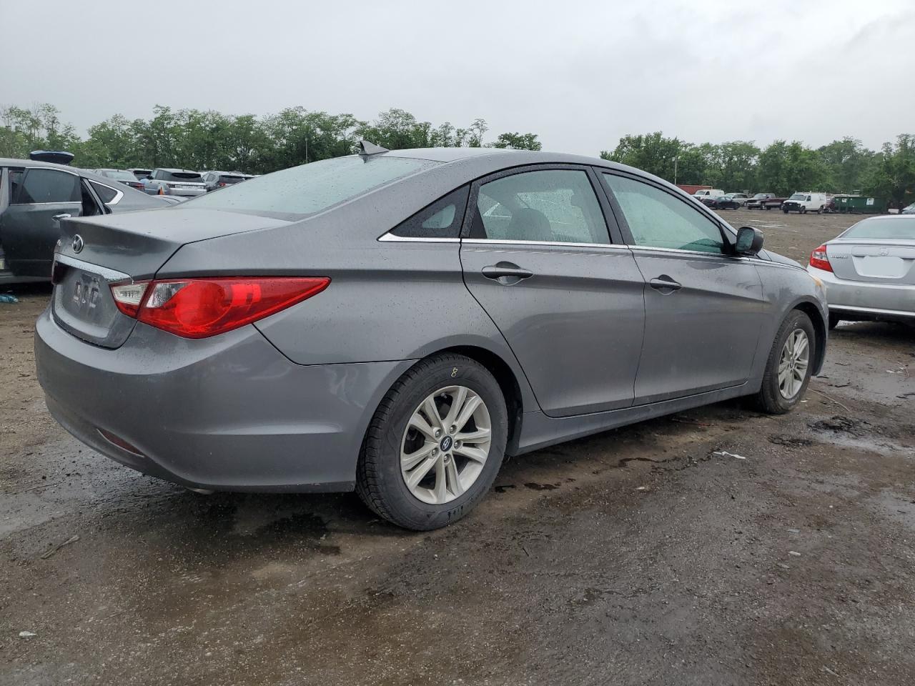 5NPEB4AC5DH668174 2013 Hyundai Sonata Gls