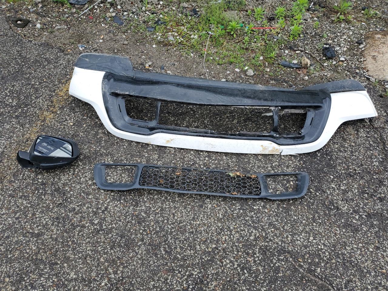 1C4RJFAG7FC768102 2015 Jeep Grand Cherokee Laredo