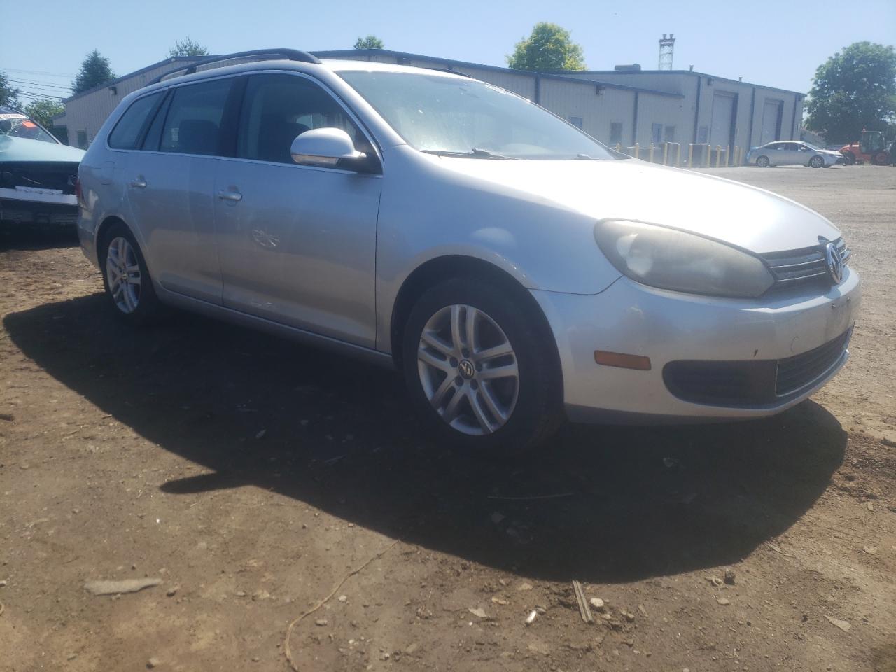 3VWPL7AJ1EM617477 2014 Volkswagen Jetta Tdi