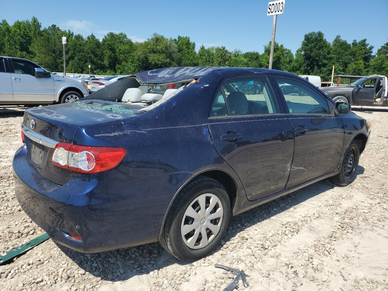 2T1BU4EE2DC010680 2013 Toyota Corolla Base