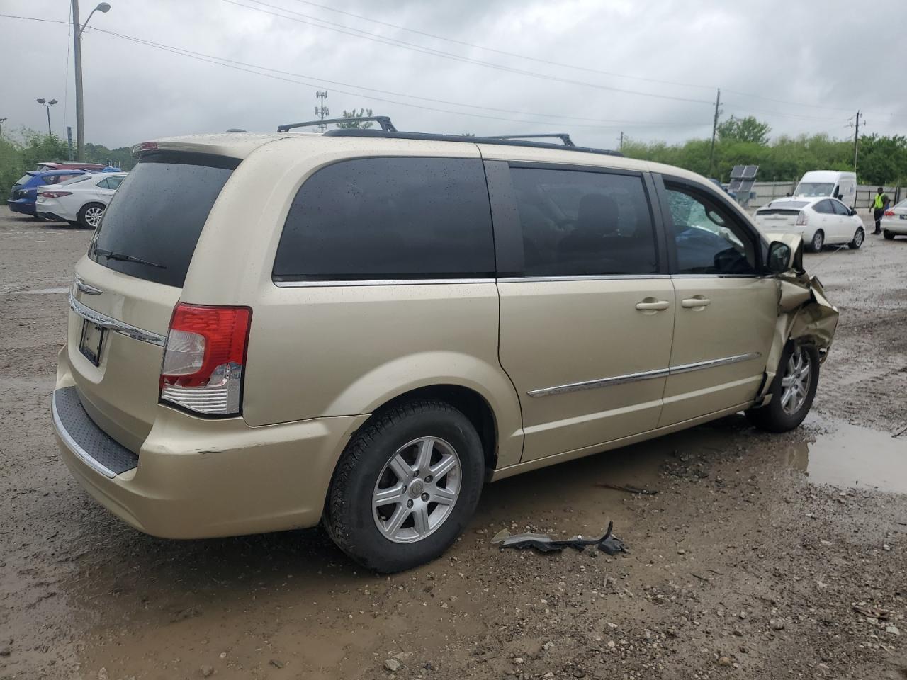 2A4RR5DG1BR617086 2011 Chrysler Town & Country Touring