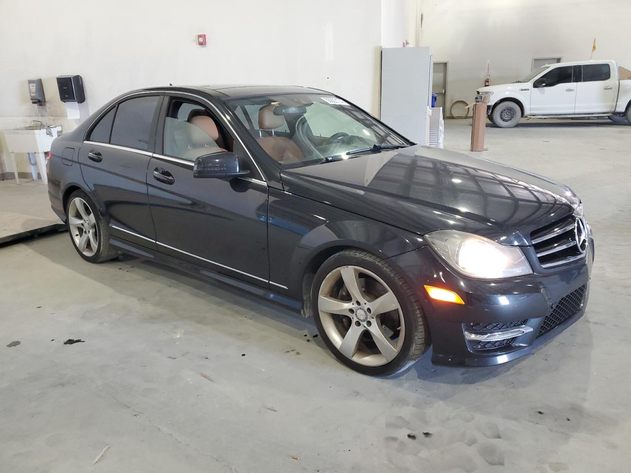 WDDGF5HBXEA892460 2014 Mercedes-Benz C 350