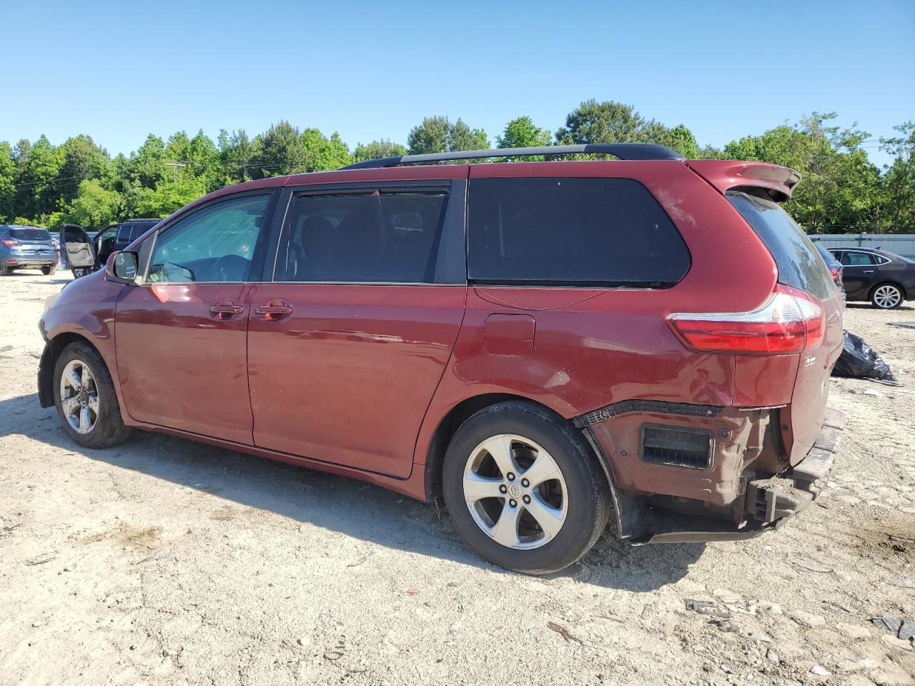 5TDKK3DC7FS678811 2015 Toyota Sienna Le