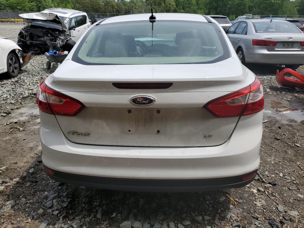 1FADP3F22DL280358 2013 Ford Focus Se