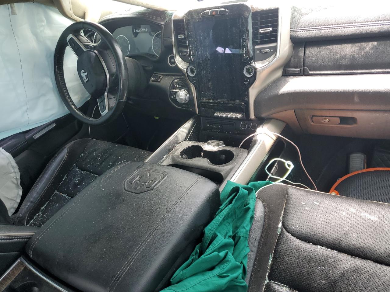 1C6SRFJT7KN810250 2019 Ram 1500 Laramie