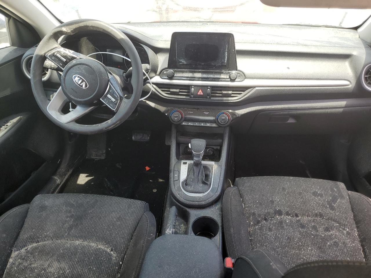 3KPF24AD4KE011736 2019 Kia Forte Fe