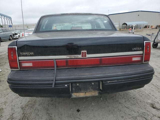 1993 Lincoln Town Car Executive VIN: 1LNLM81W4PY717219 Lot: 53625754