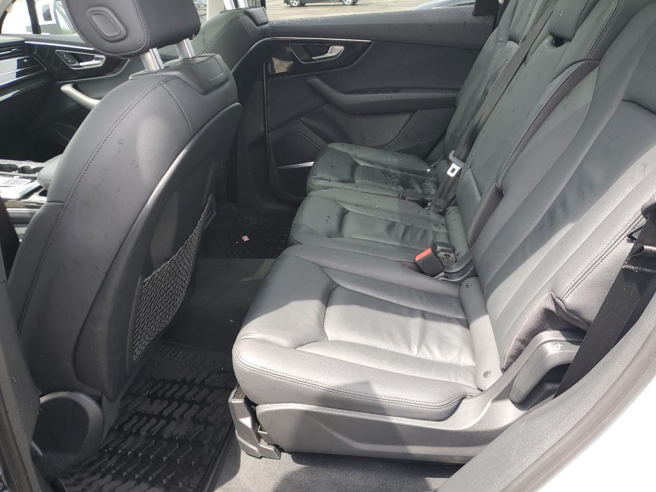 WA1LXBF77ND011757 2022 Audi Q7 Premium Plus