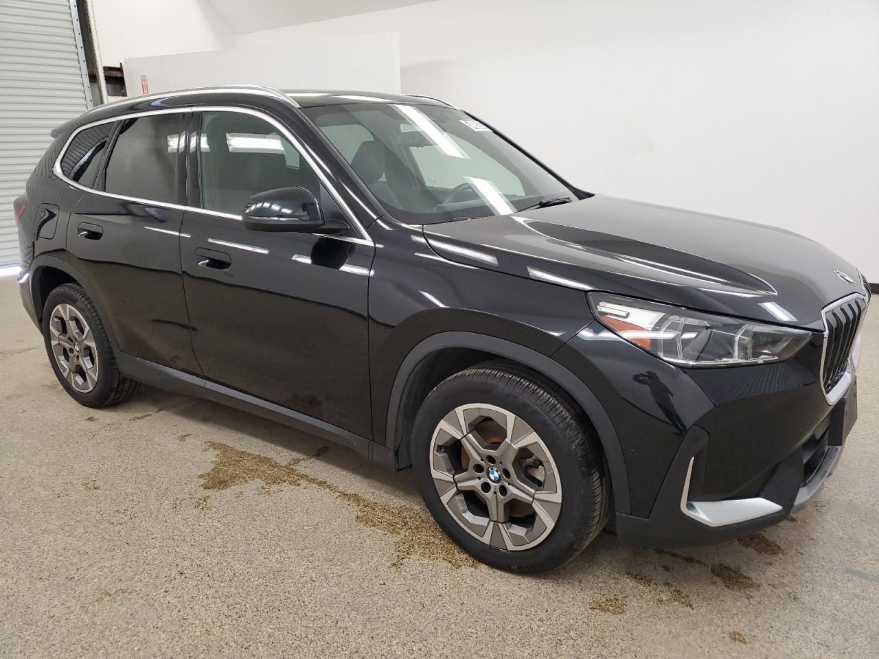 2023 BMW X1 xDrive28I vin: WBX73EF00P5X46958