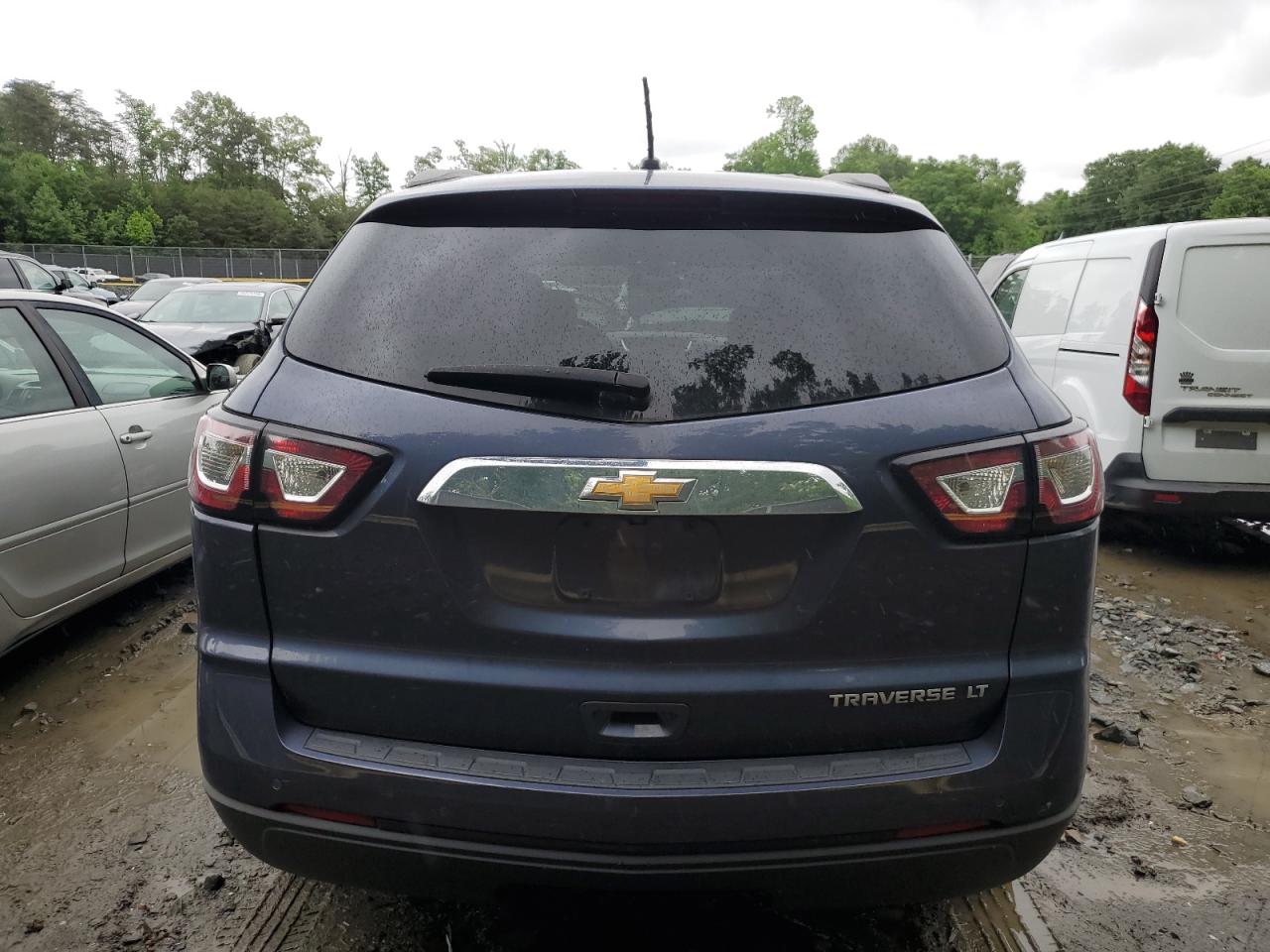 1GNKRJKD0DJ231685 2013 Chevrolet Traverse Lt