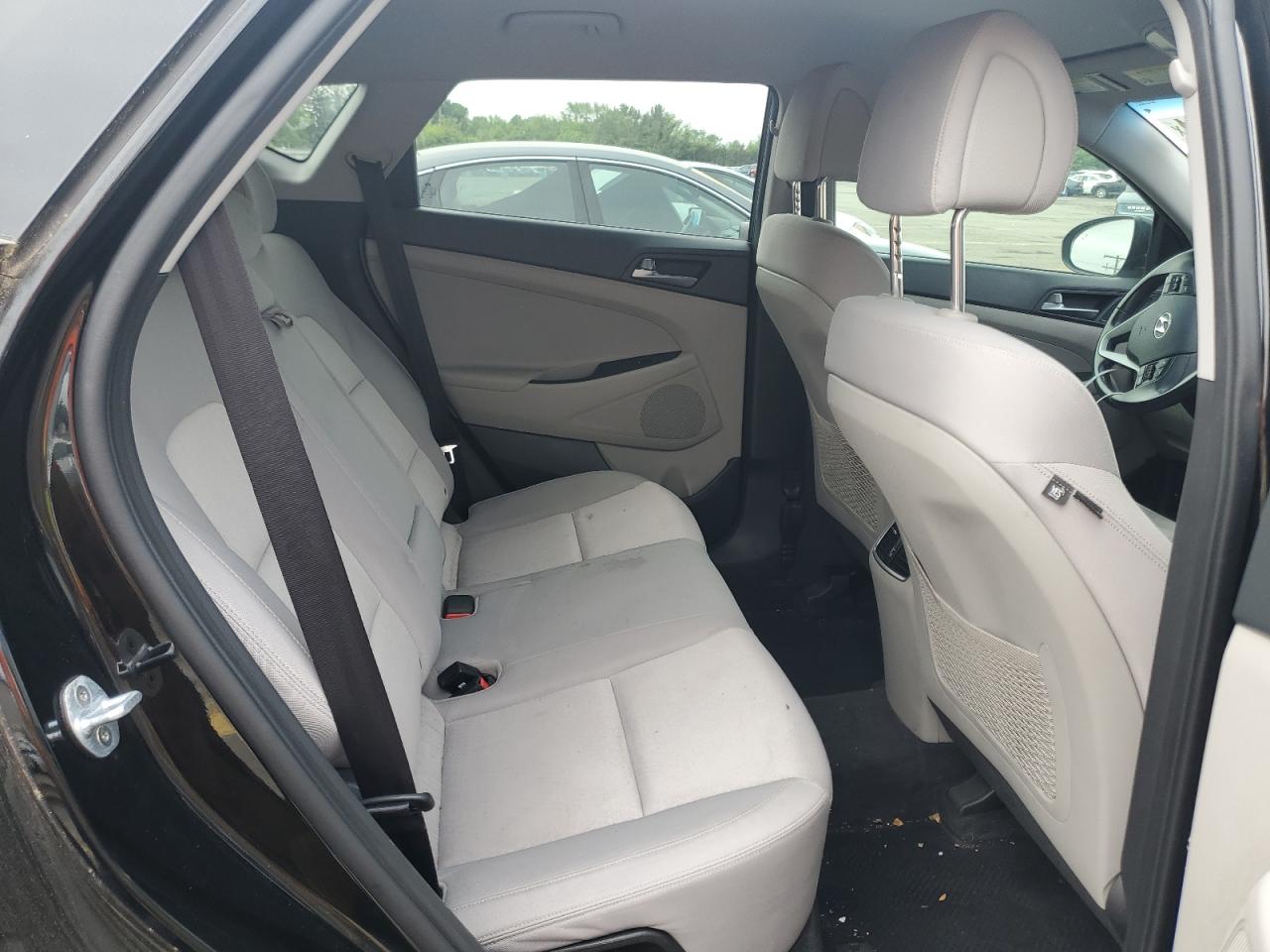 KM8J3CA22HU302144 2017 Hyundai Tucson Limited