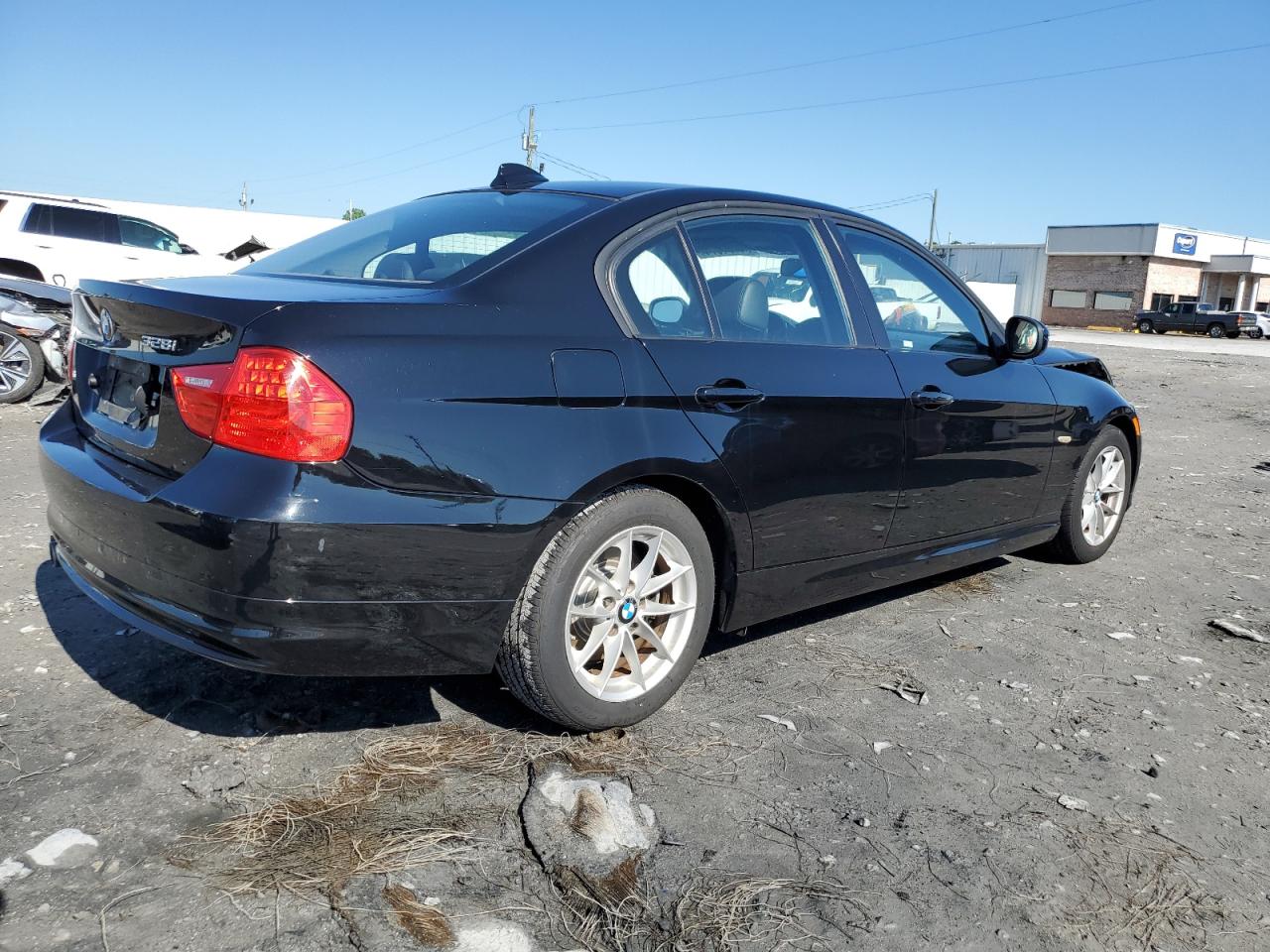 WBAPH7C5XAA800126 2010 BMW 328 I