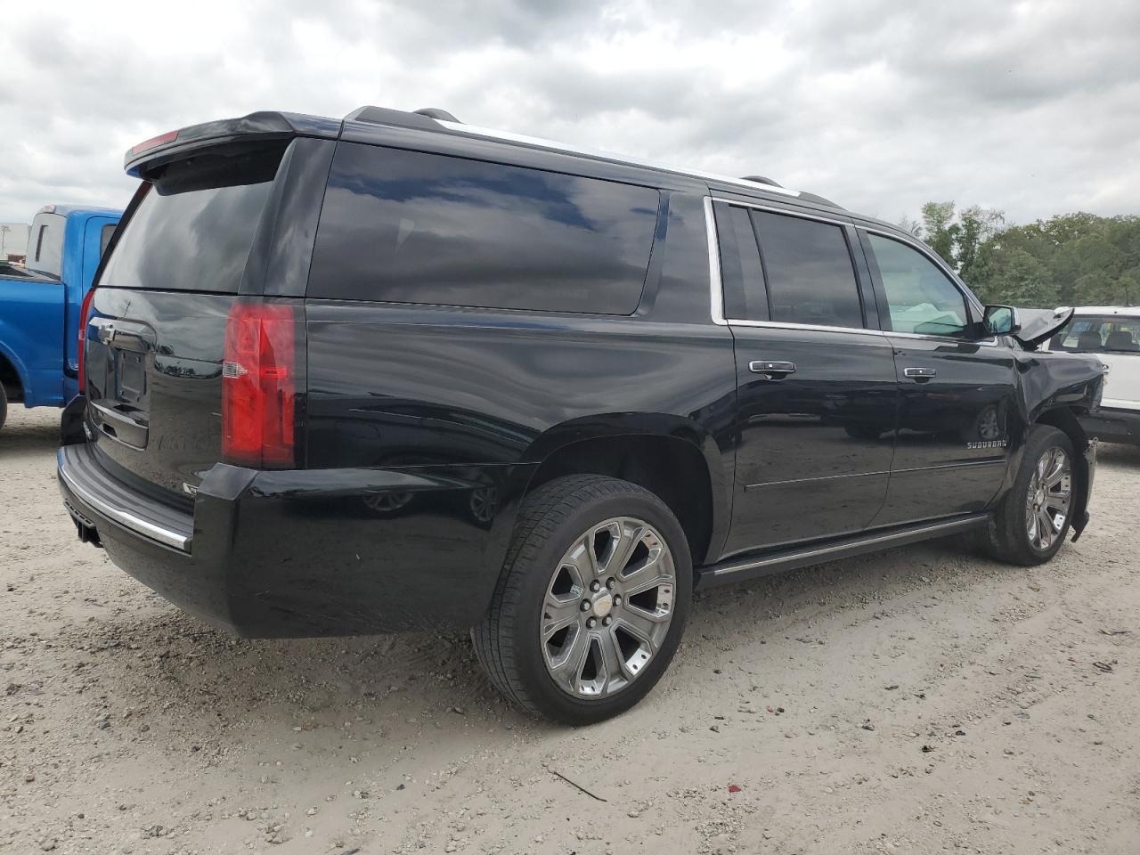 1GNSKJKCXHR263952 2017 Chevrolet Suburban K1500 Premier