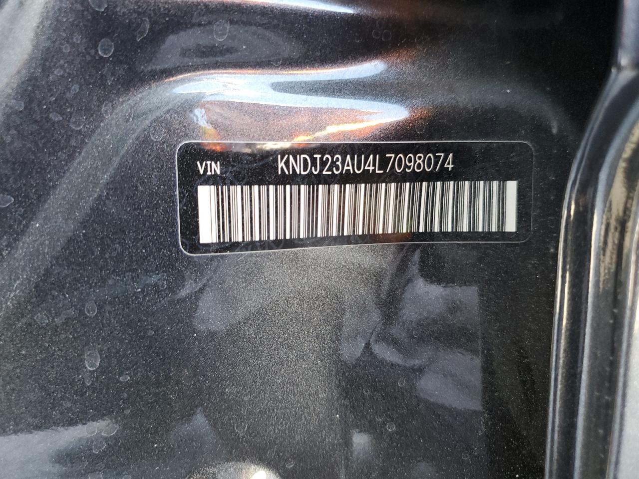 KNDJ23AU4L7098074 2020 Kia Soul Lx