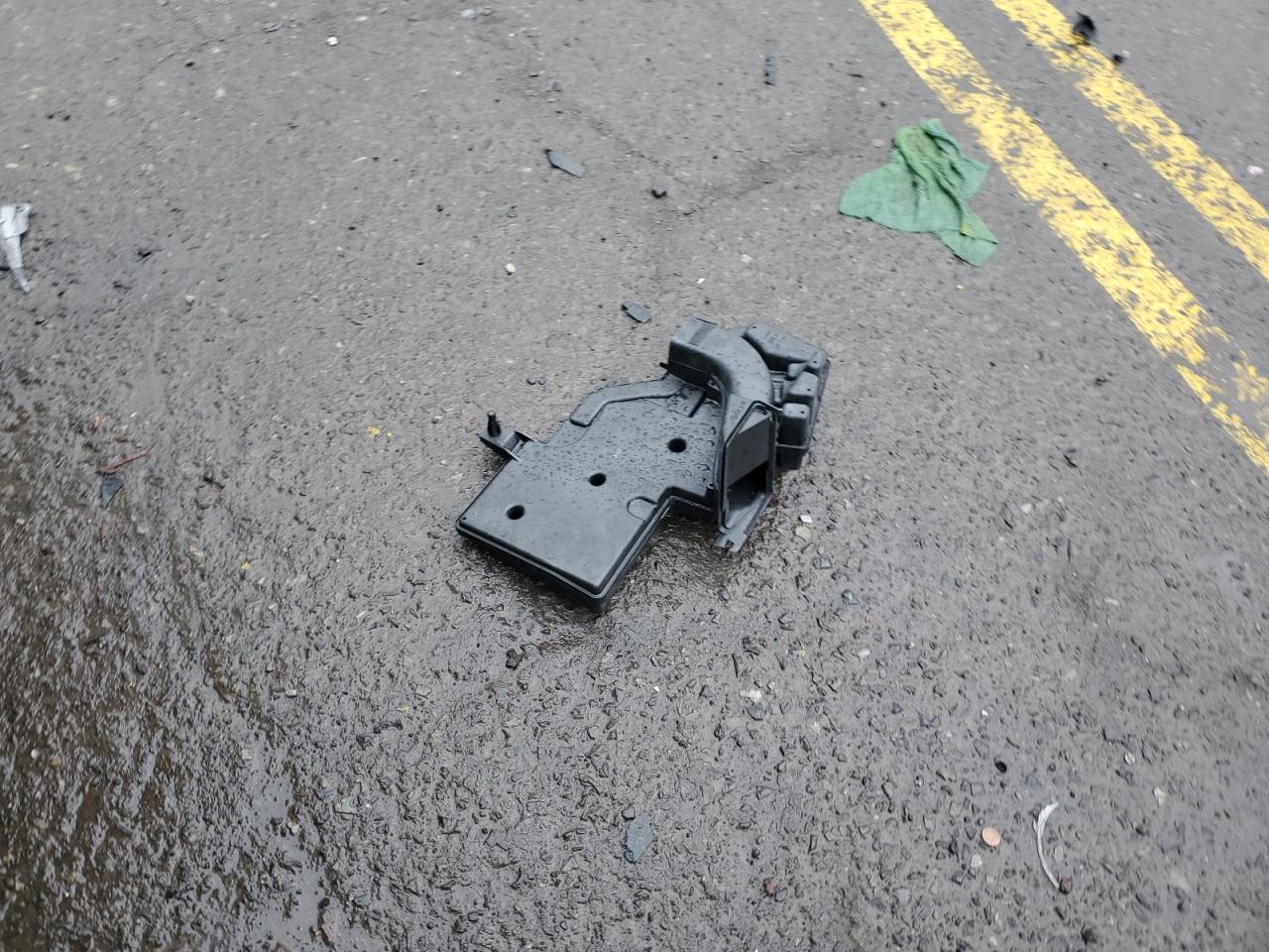 JN1BJ1CR5HW111483 2017 Nissan Rogue Sport S