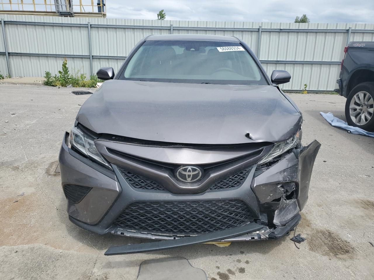 2018 Toyota Camry L vin: 4T1B11HK7JU057514