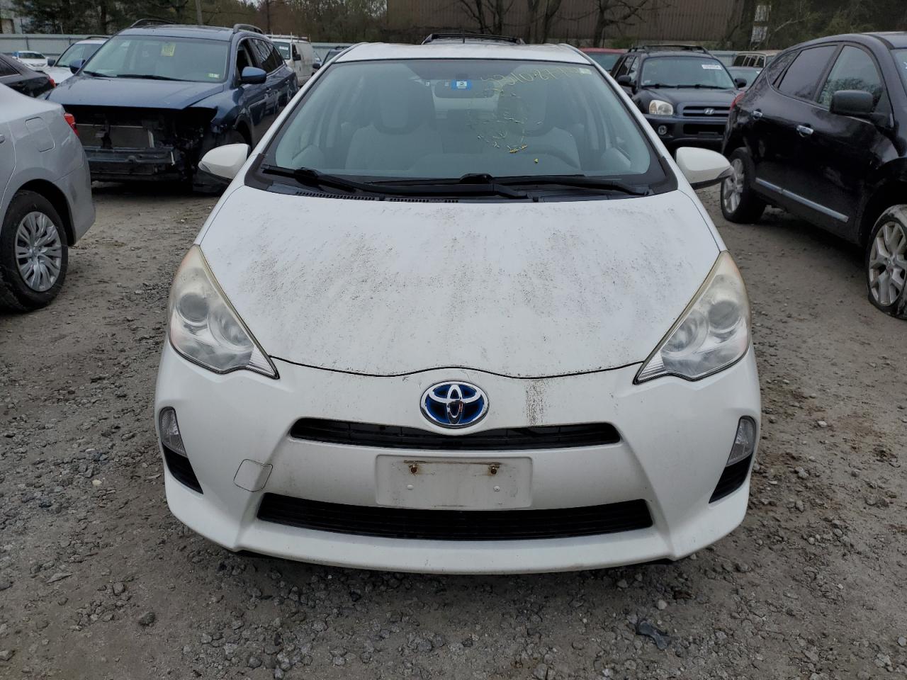 JTDKDTB3XD1538257 2013 Toyota Prius C JTDKDTB3XD1538257 2013 Toyota Prius C