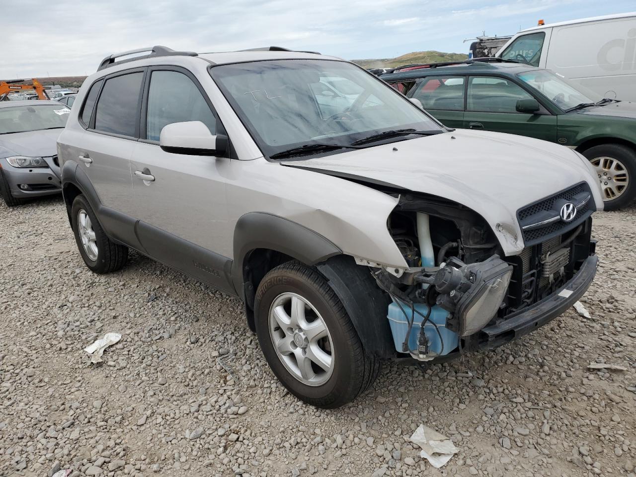 KM8JN72D25U108551 2005 Hyundai Tucson Gls