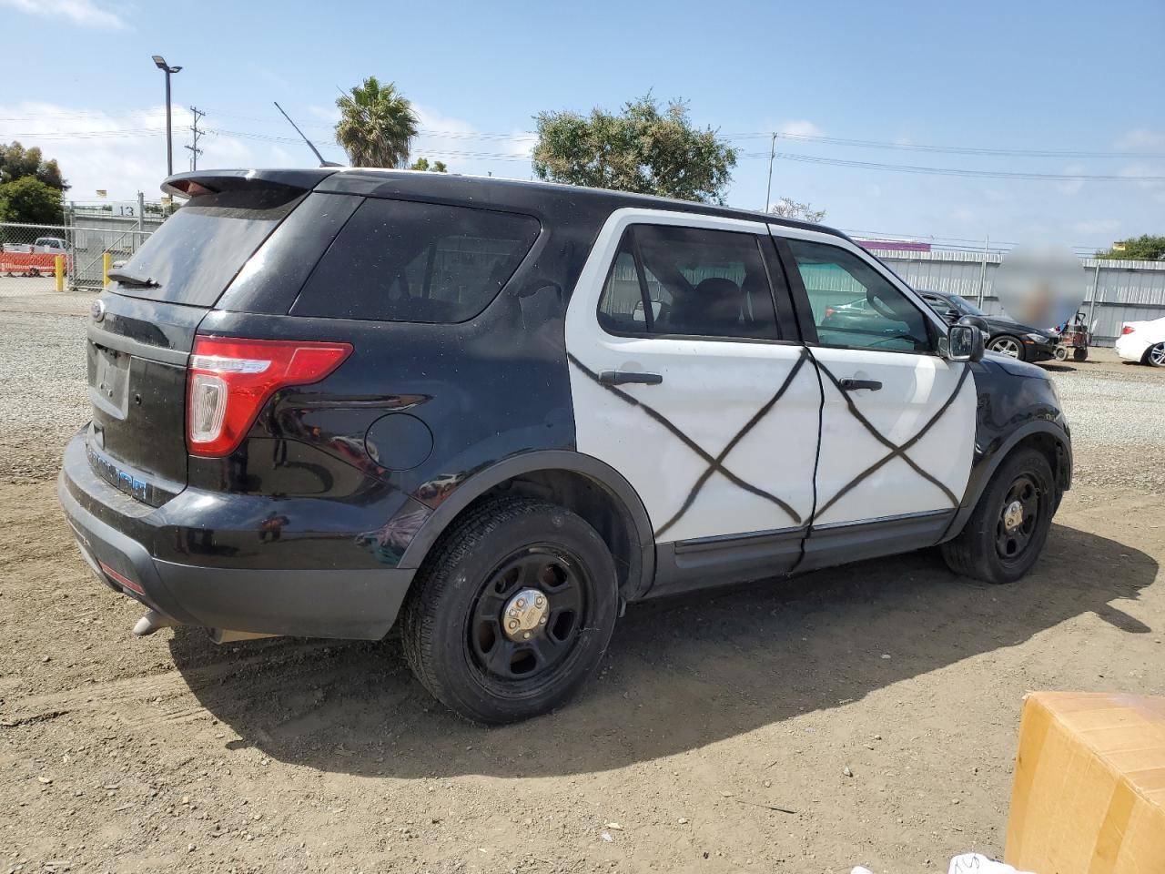 1FM5K8AT2FGA88519 2015 Ford Explorer Police Interceptor