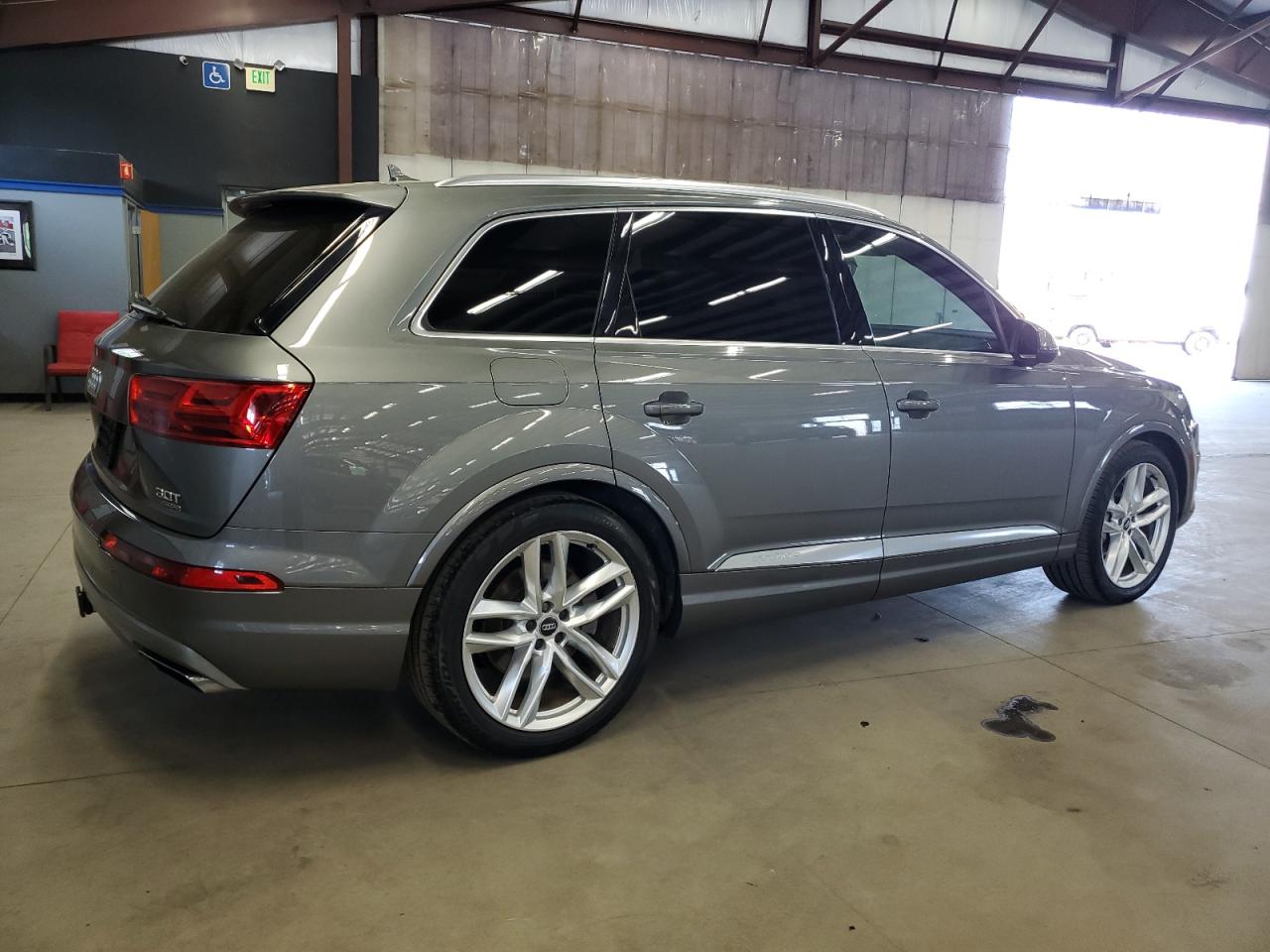 WA1VAAF72HD003722 2017 Audi Q7 Prestige