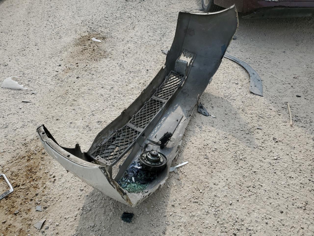 1FAHP3EN2BW147849 2011 Ford Focus S