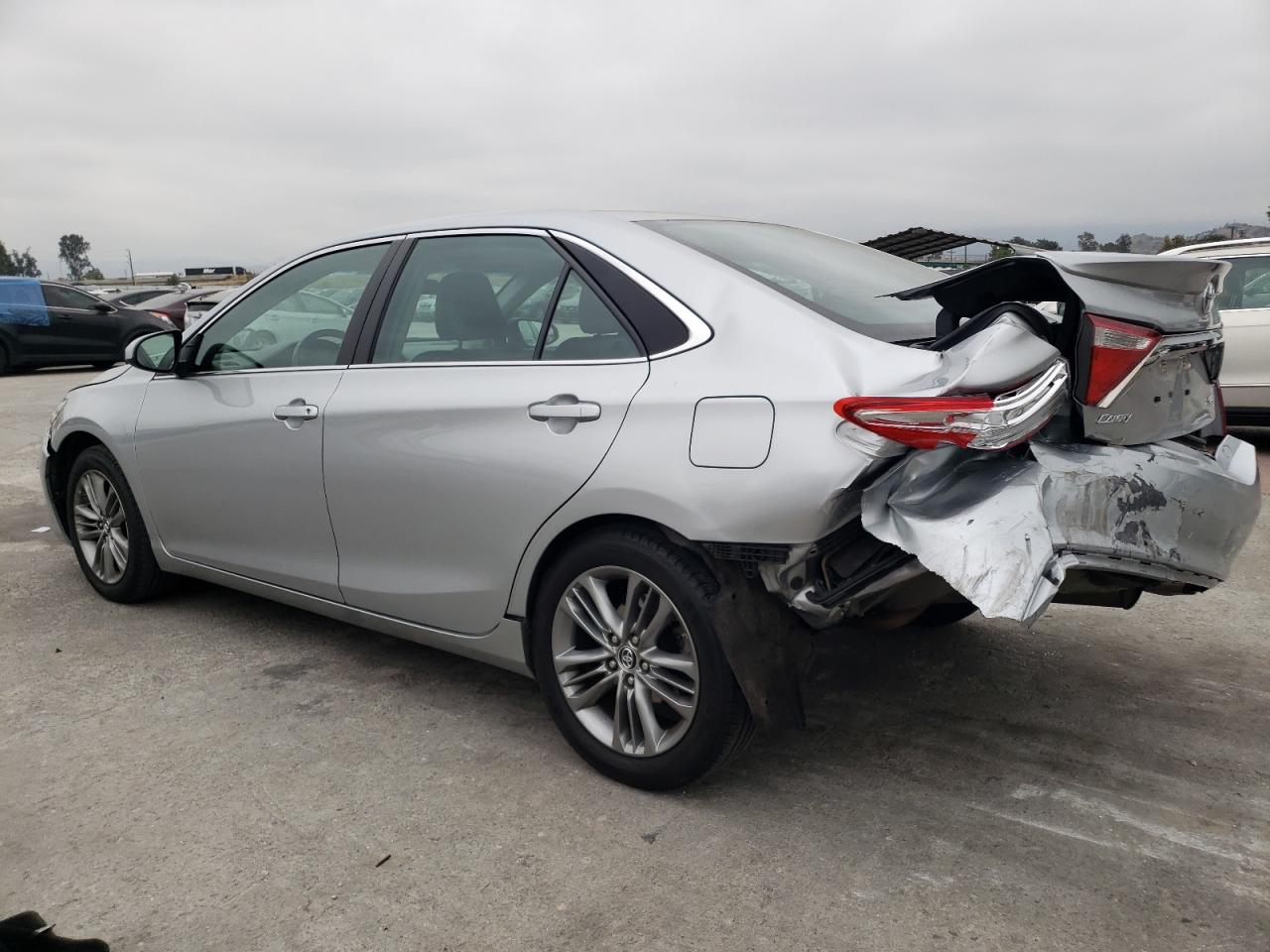 4T1BF1FKXFU013924 2015 Toyota Camry Le