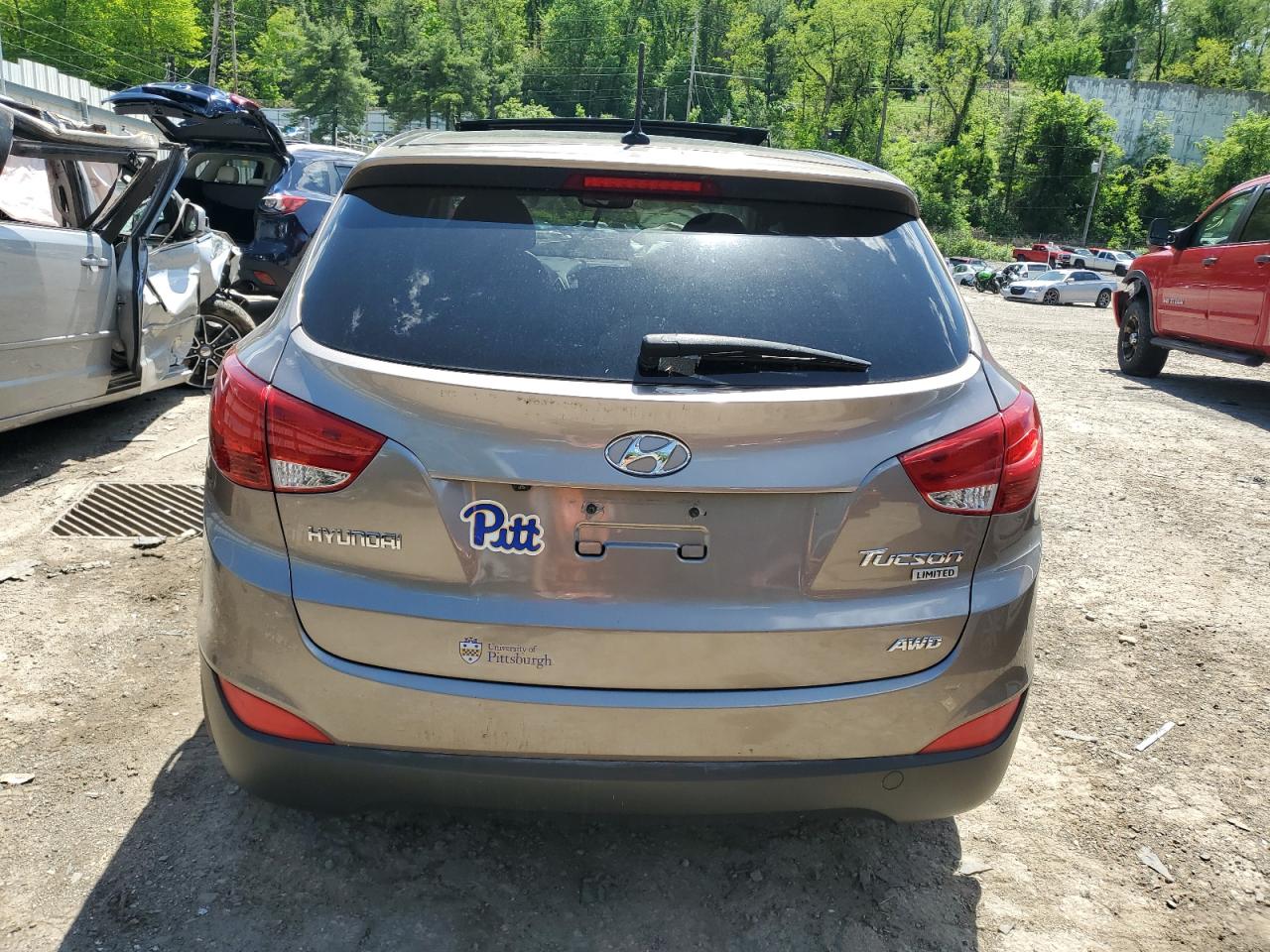 KM8JUCAC1CU424864 2012 Hyundai Tucson Gls