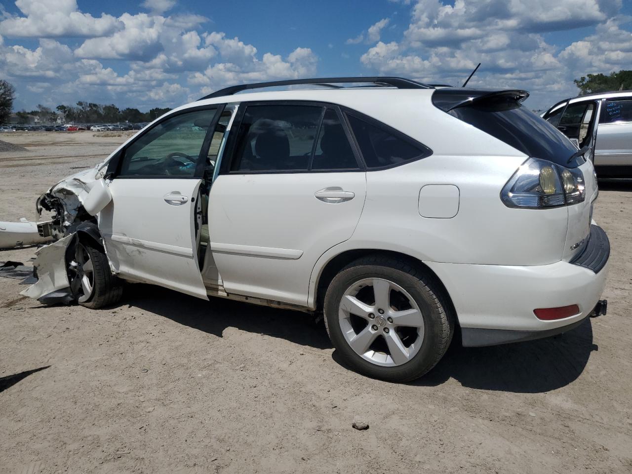 2T2GA31U75C036663 2005 Lexus Rx 330