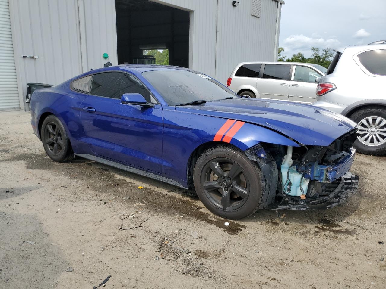 1FA6P8AM7G5236105 2016 Ford Mustang