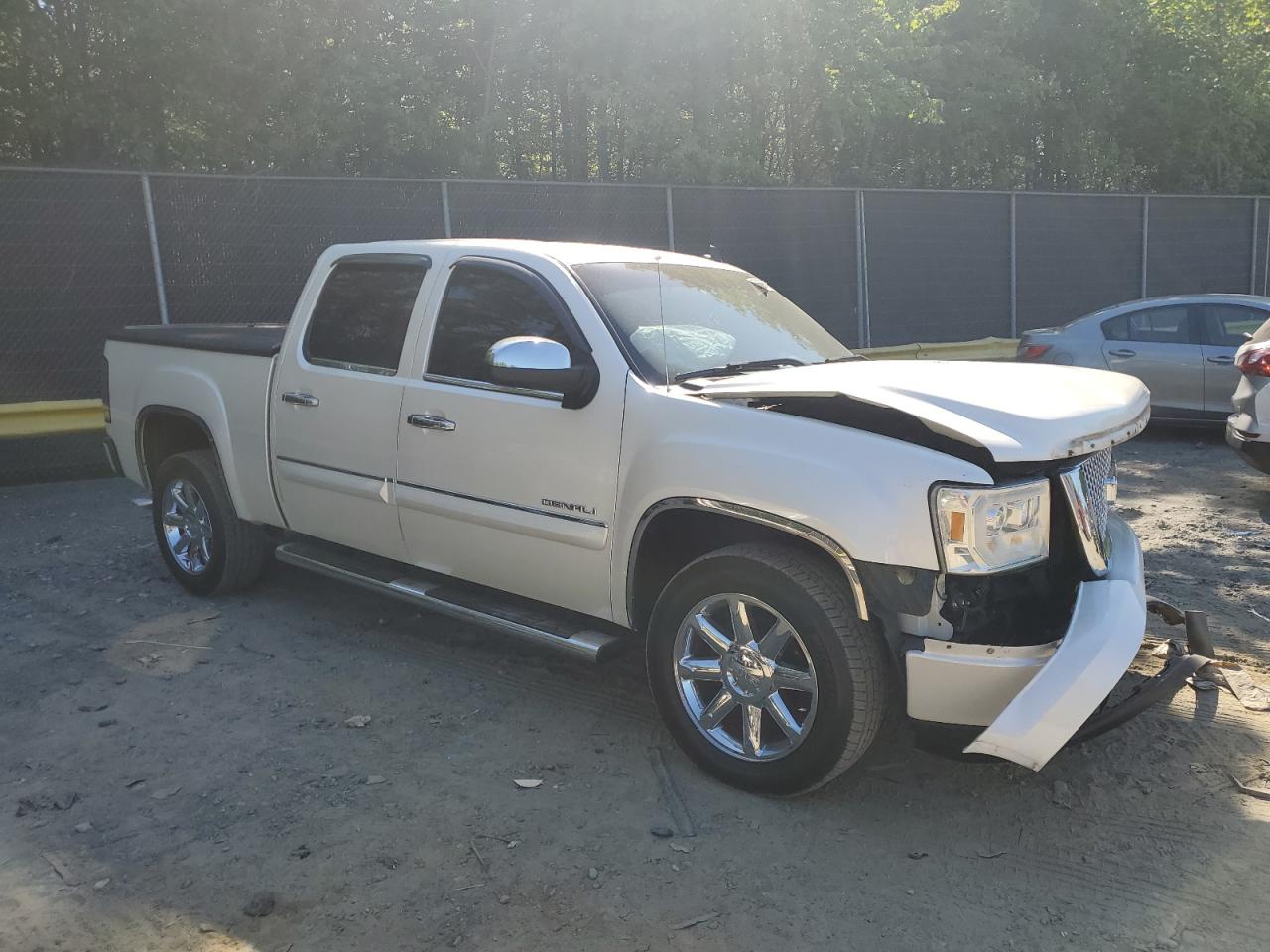 3GTP2XE27DG286569 2013 GMC Sierra K1500 Denali