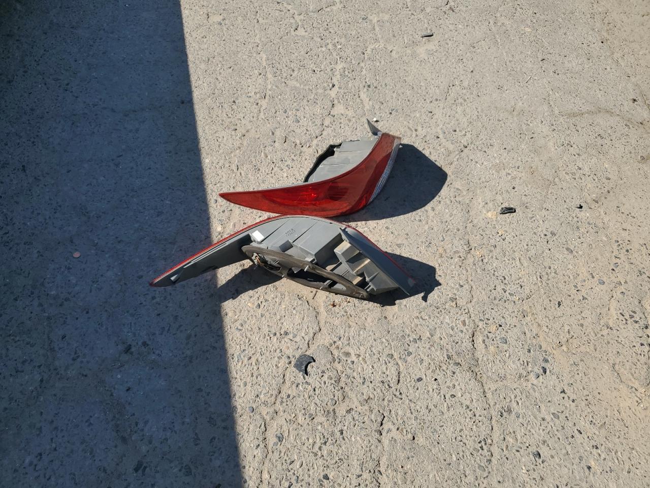 KMHCT4AE2EU708607 2014 Hyundai Accent Gls