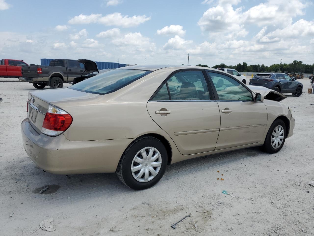 4T1BE32K35U966560 2005 Toyota Camry Le