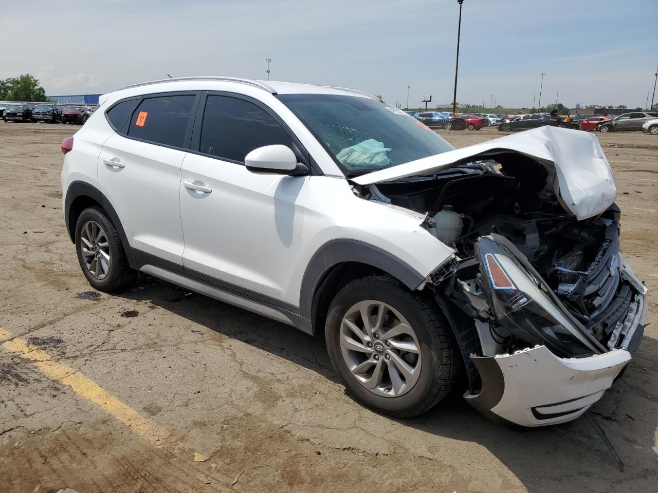 KM8J3CA41HU481391 2017 Hyundai Tucson Limited