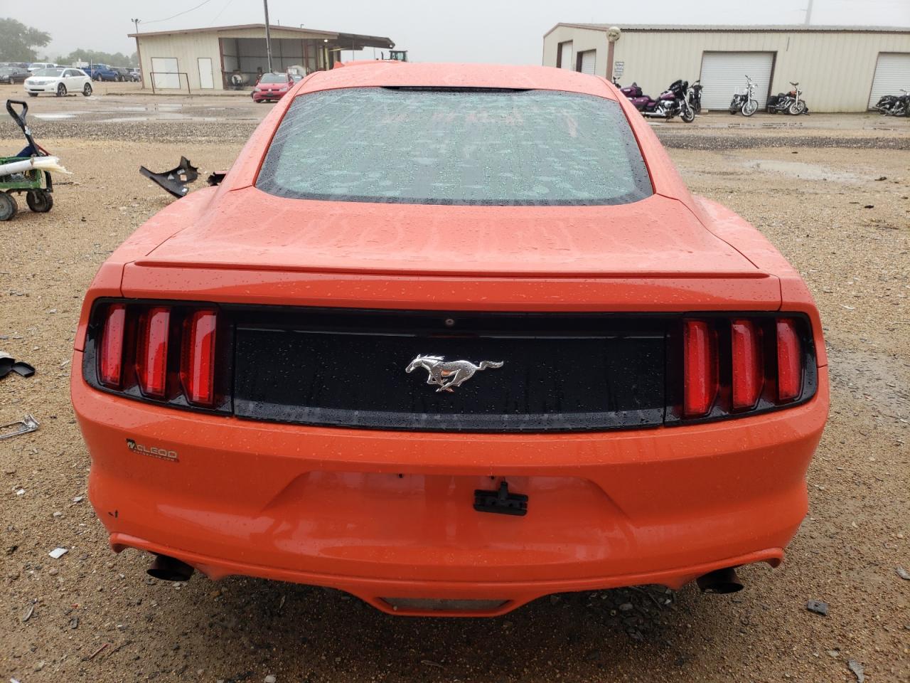 1FA6P8TH2G5272672 2016 Ford Mustang