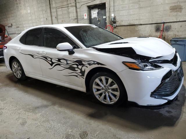 VIN 4T1B11HK4KU217978 2019 Toyota Camry, L no.4