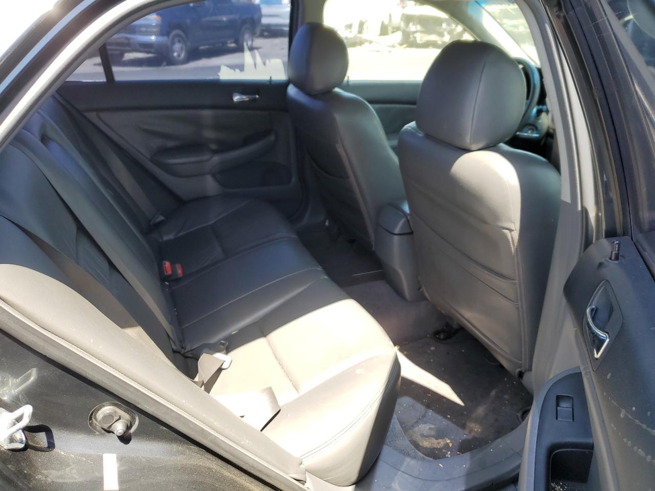 JHMCM56364C038528 2004 Honda Accord Lx