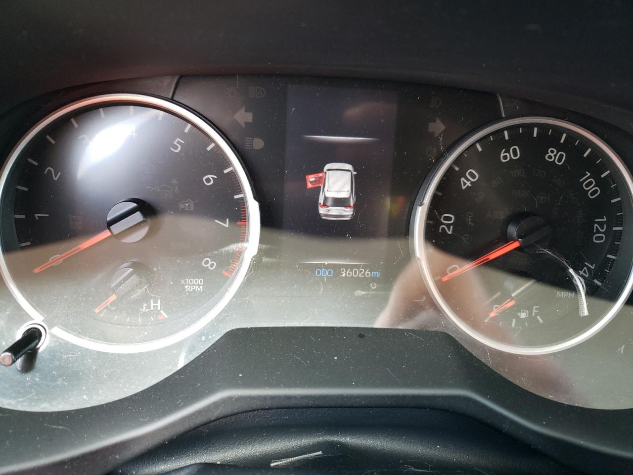 2T3W1RFV4MC160237 2021 Toyota Rav4 Xle