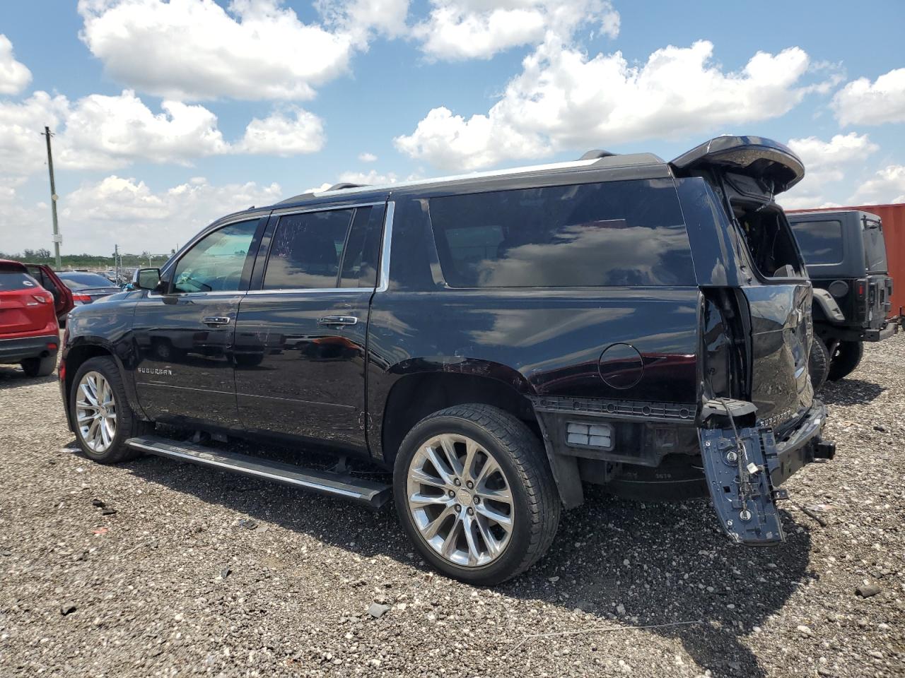 1GNSCJKJXKR154586 2019 Chevrolet Suburban C1500 Premier