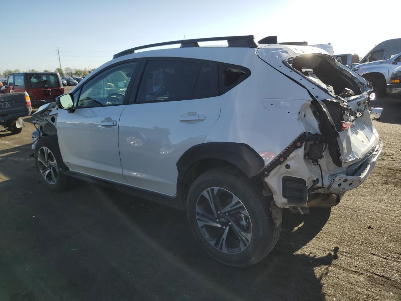 2024 Subaru Crosstrek Premium vin: JF2GUADC6R8306620