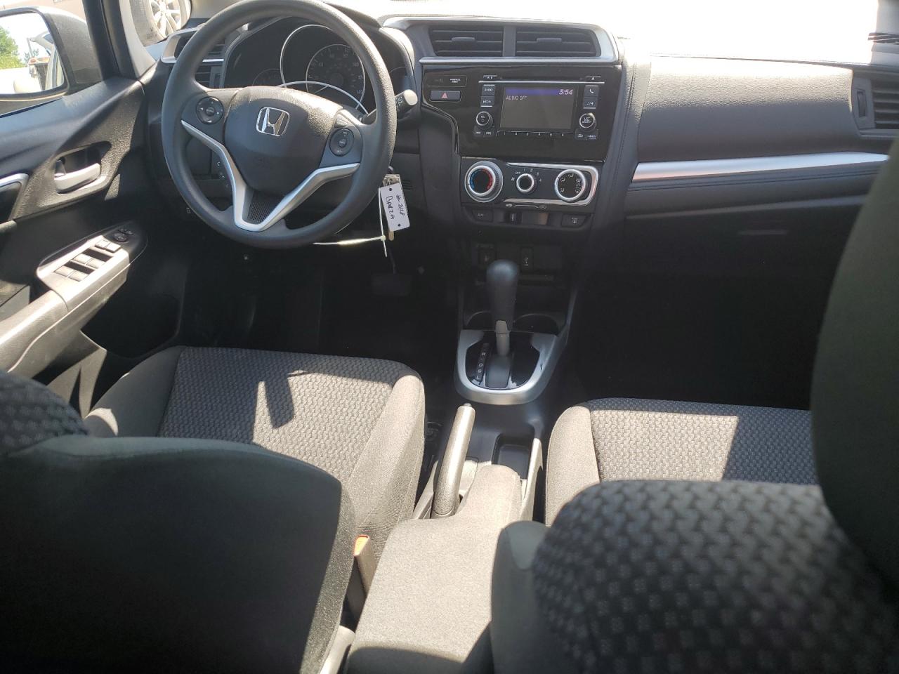 3HGGK5H42KM753270 2018 Honda Fit Lx